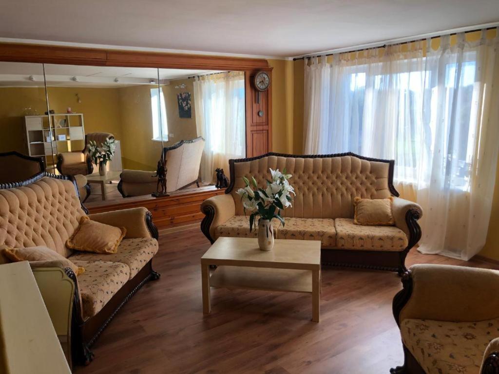 3 Apartment Sigulda Bagian luar foto